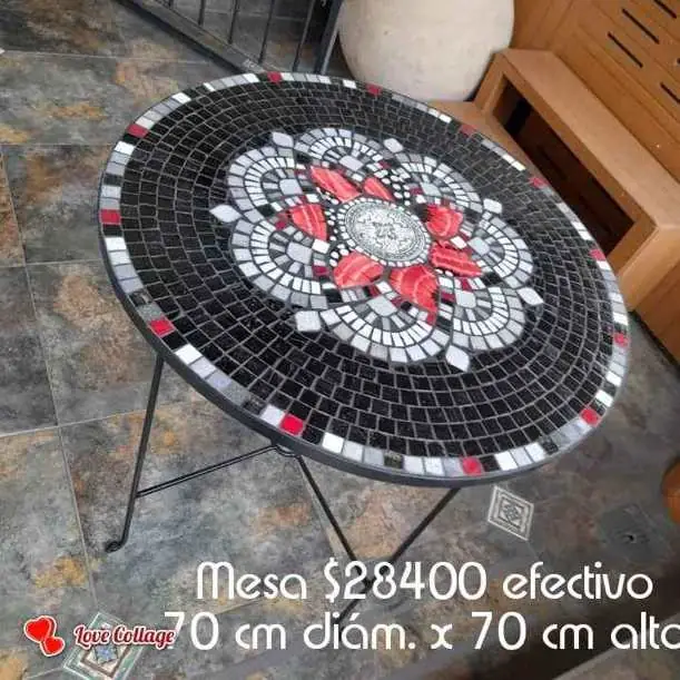 Mesa de Hierro Y Mosaiquismo