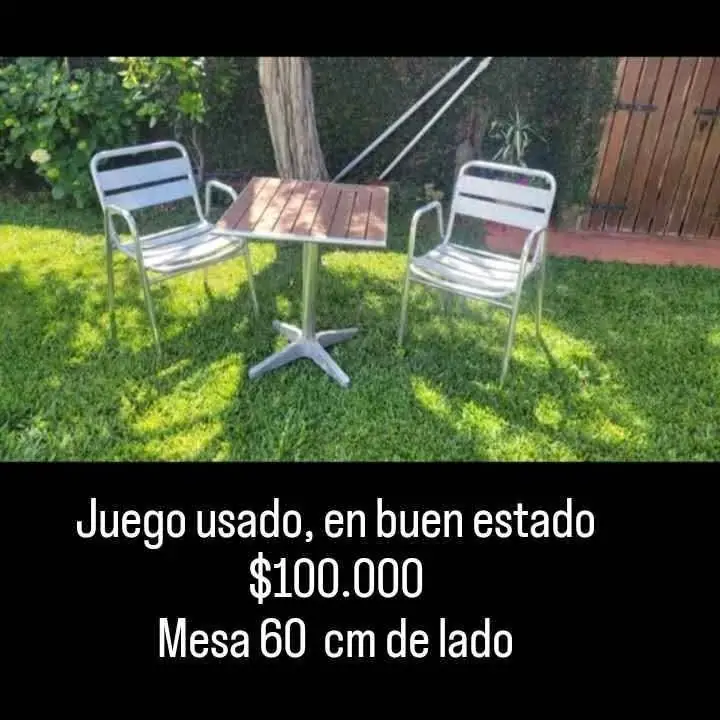 Juego de mesa y sillas